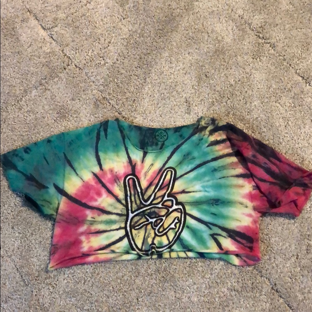 Cropped Peace T-shirt
